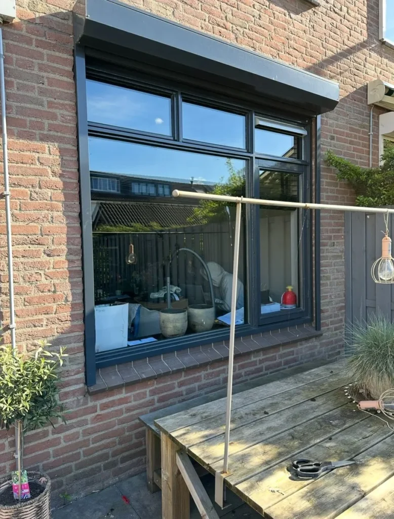 atlasokna-rolluiken-antraciet-groot-raam-bovenlichten-terras